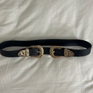 Double buckle belt